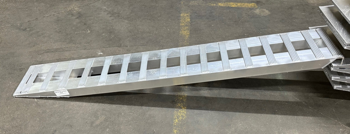Single Car Hauling Ramp- Semi Stub Foot- 8ft (94