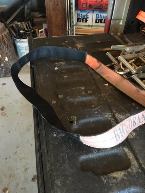 https://www.autohaulersupply.com/images/content/sleeve_is_on_the_lasso_strap.jpg