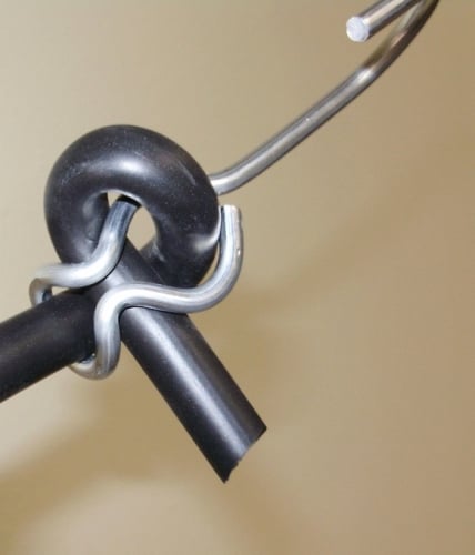 large_4750_rubber_rope_hook_howto_no3.jpg