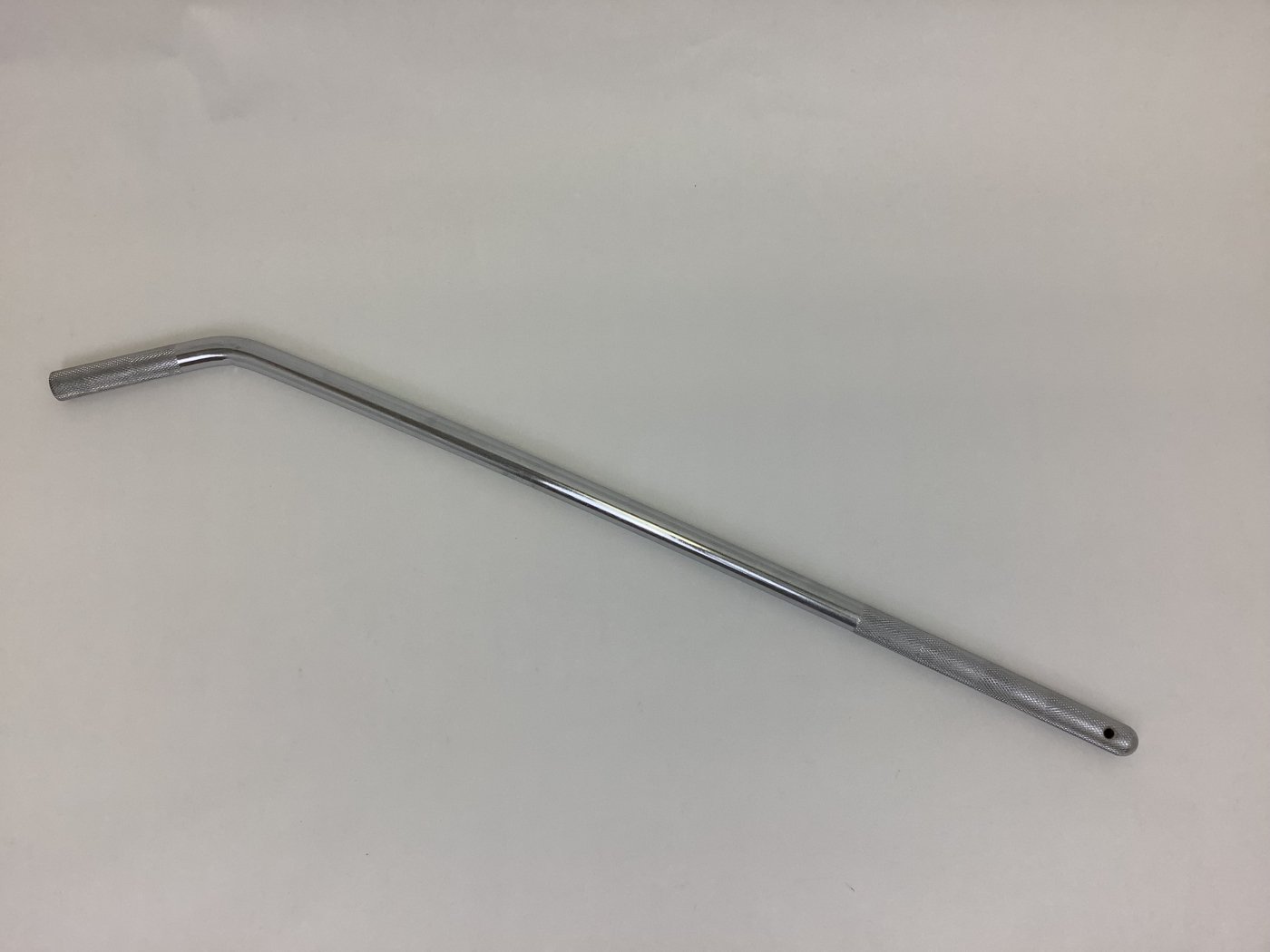 28 inch tie-down bar for car hauler