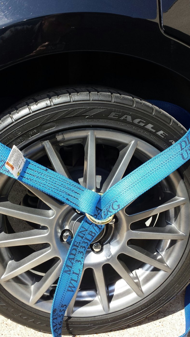large_552859_bluediamondweavelassostrapwithsteelring.jpg
