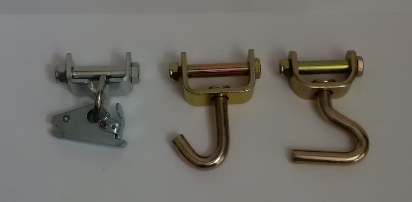 large_552969_bolt_on_hook_pics_for_naked_strap_option.jpg