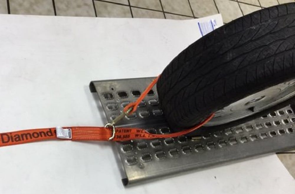 large_553837_SS-TOW-2x10LOOP-ORDW-FJ_orange_J_hook_wheel_strap.jpg
