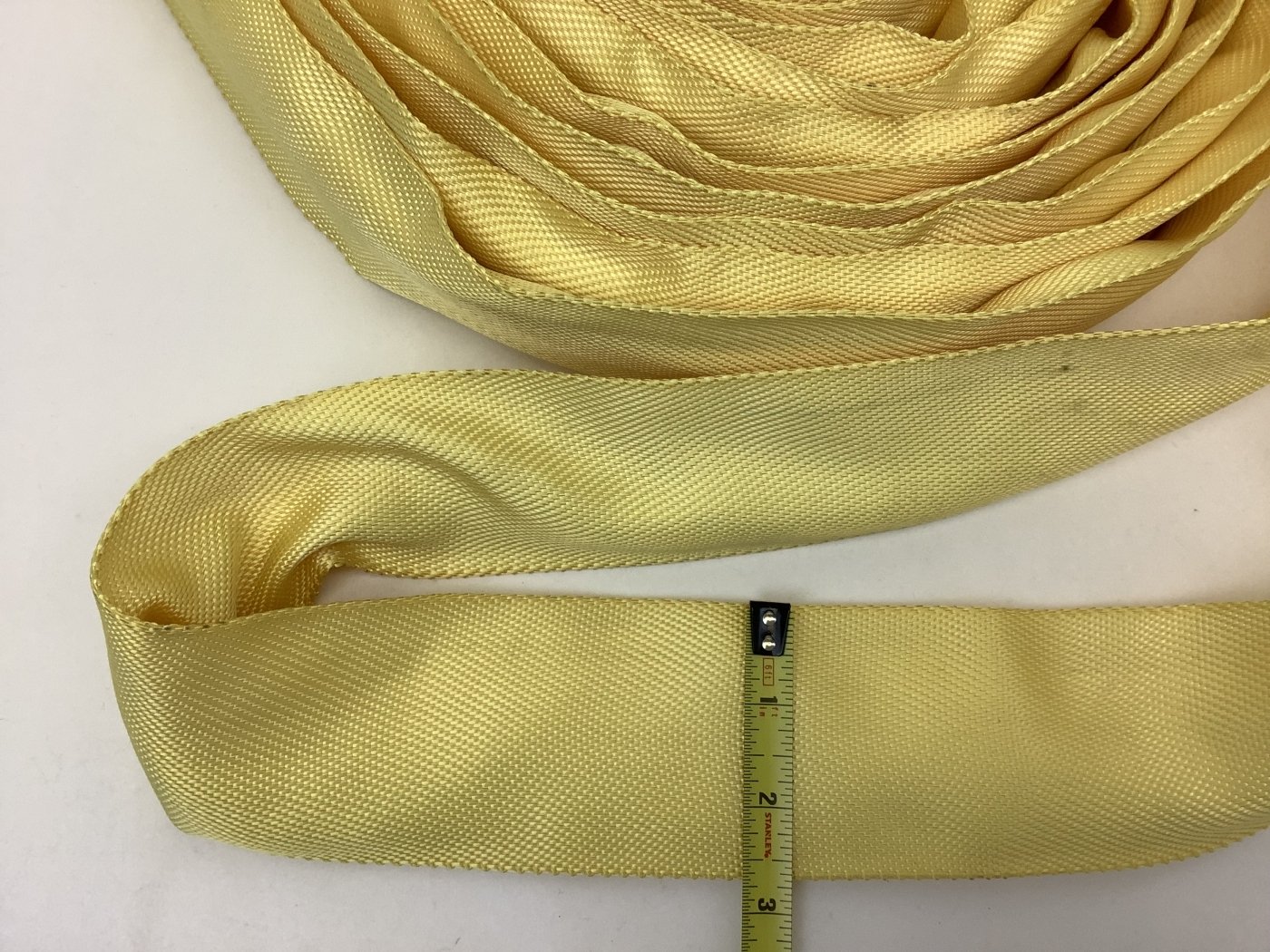 large_553875_20_ft_yellow_polyester_round_sling_measure.jpg