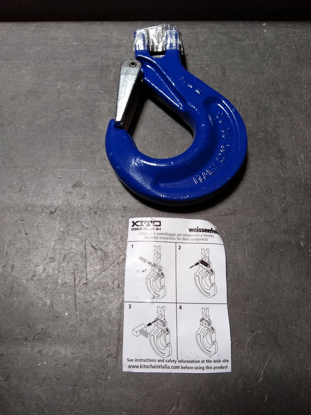 large_553887_clevis_safety_slip_hook_grade_100.jpg