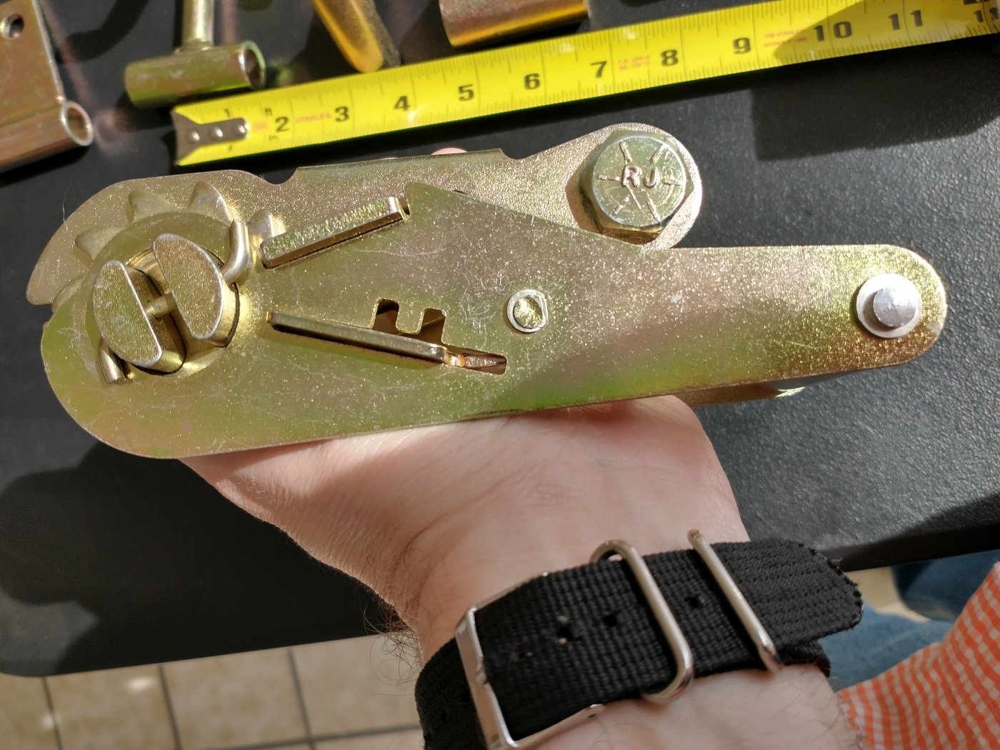 large_554647_mini_ratchet_towing.jpg