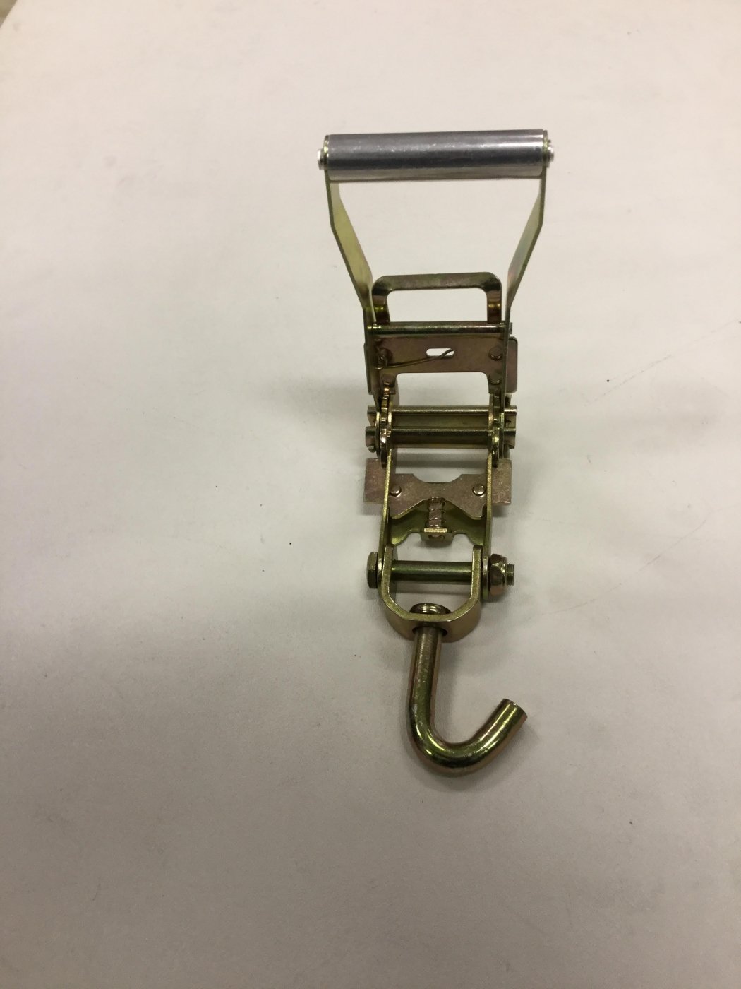 large_554775_ratchet_with_swivel_j_hook_closeup.jpg