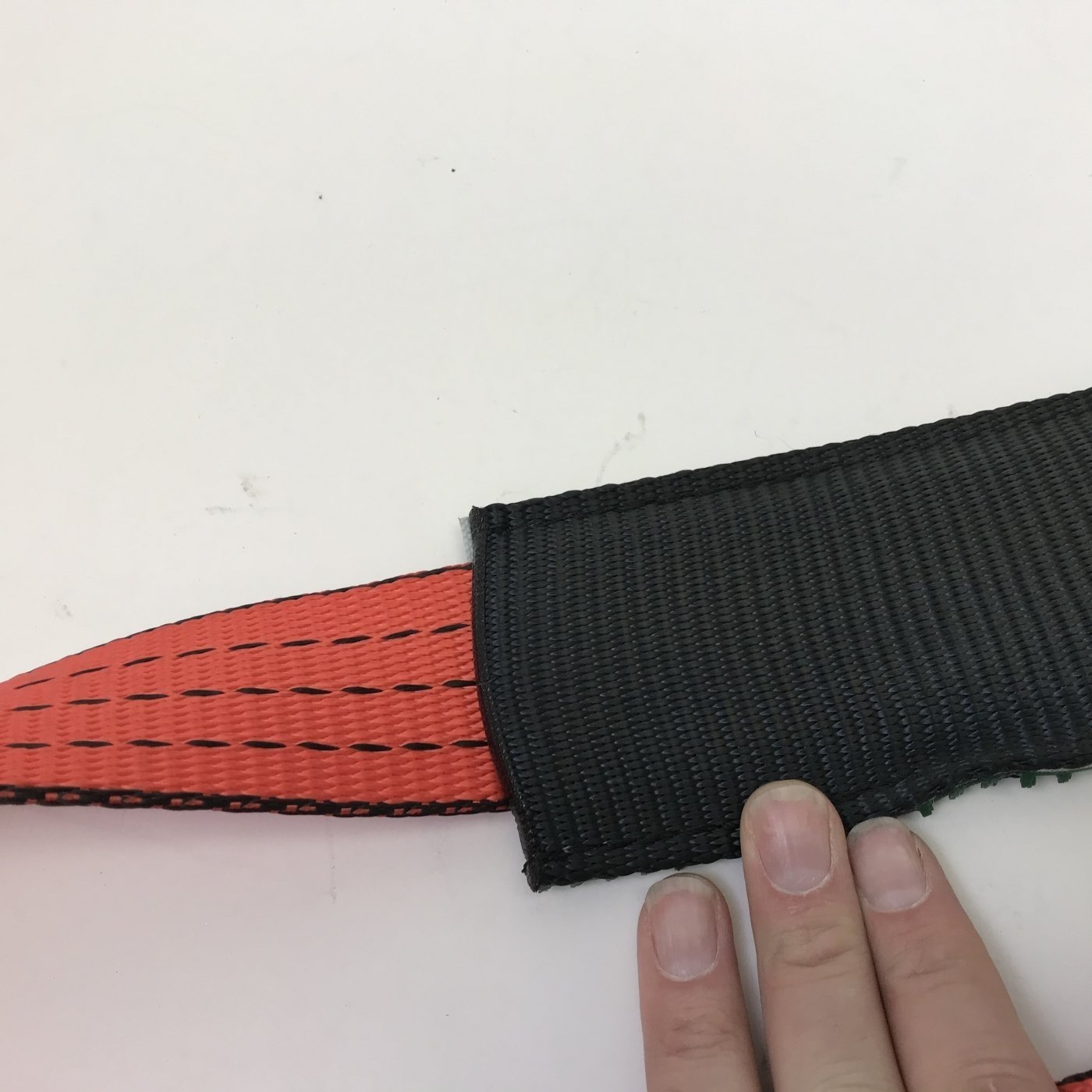large_555590_RED_TECNIC.jpeg